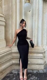 Black one-sleeved long dress with lace - Image 2